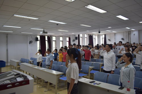 食品科學(xué)與工程學(xué)院黨委舉行新黨員入黨宣誓儀式